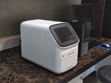 دستگاه «Real Time PCR» خریداری و در آزمایشگاه مشترک برج پژوهشی دانشگاه نصب شد