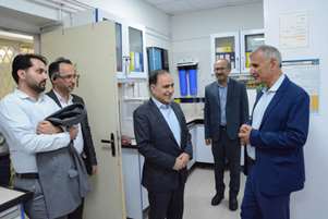 ظرفیت‌ها و برنامه‌های فناورانه دانشگاه در زمینه درمان با CAR T-Cell بررسی شد